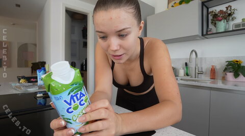 Julia Beautx nude photo 3