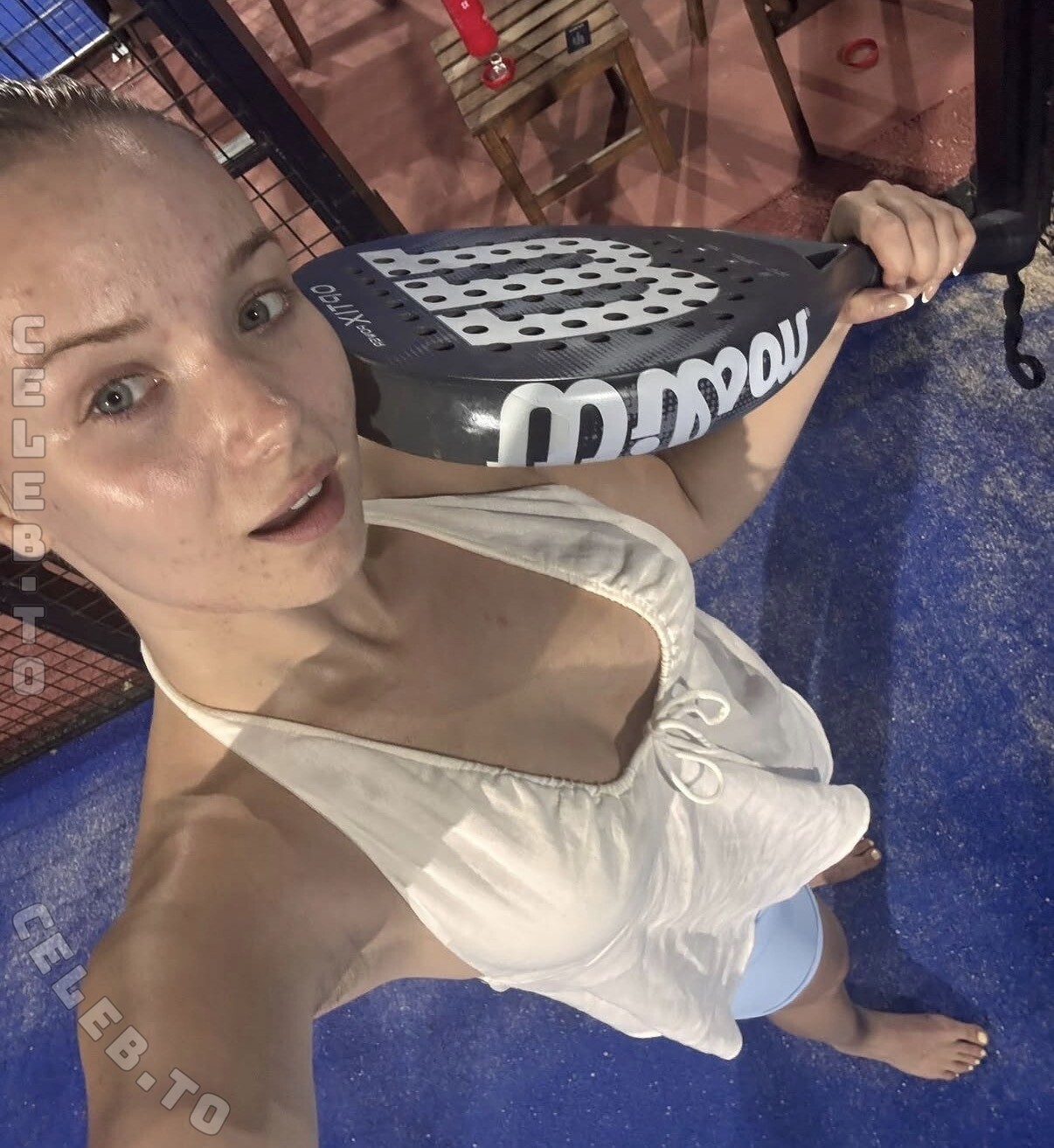 Julia Beautx nude photo 2