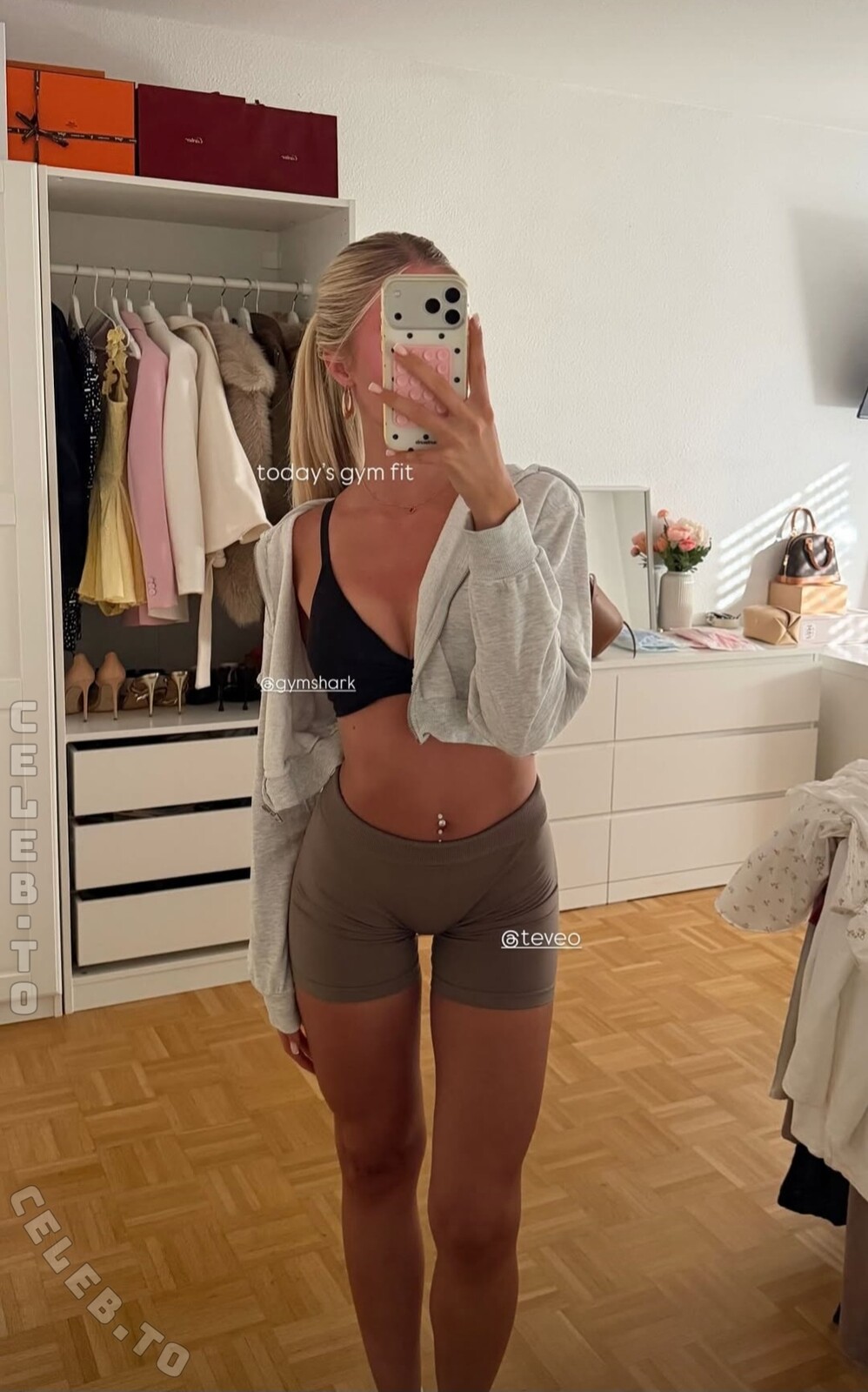 Julia Eumel nude photo 1