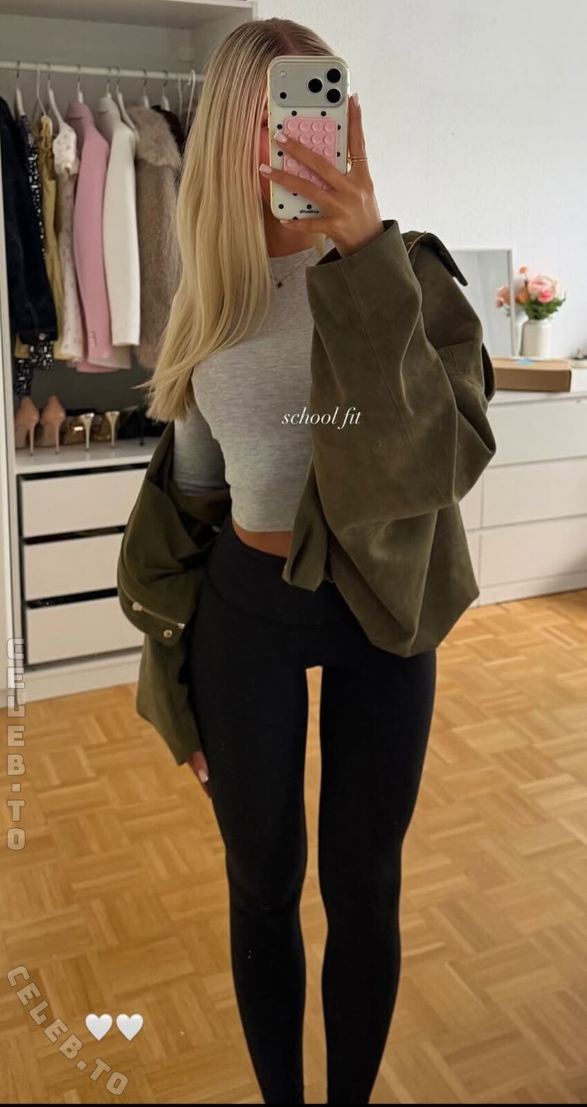 Julia Eumel nude photo 2