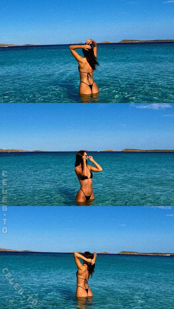 Julia Hofer nude photo 1