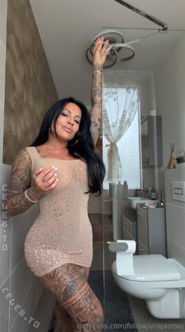 Julia Jasmin Rühle nude photo 2