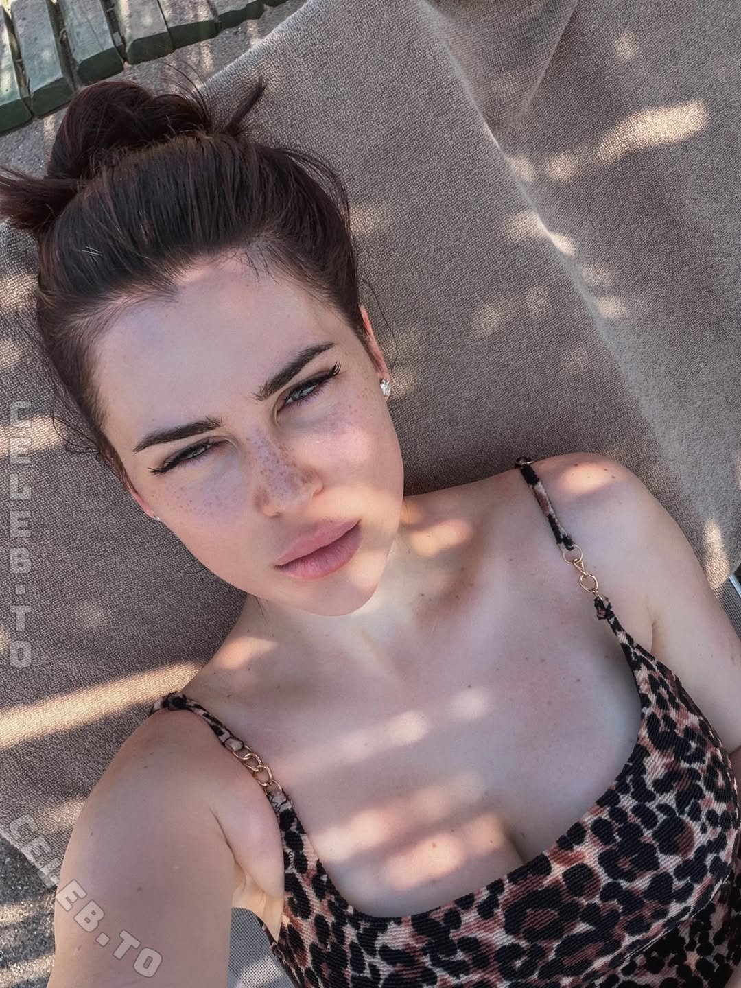 Julia Pushman nude photo 2