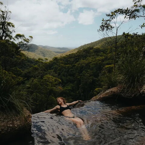 Julia Reppel nude photo 2