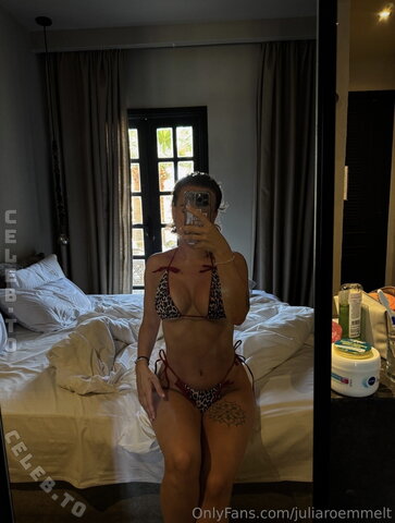 Julia Römmelt nude photo 22