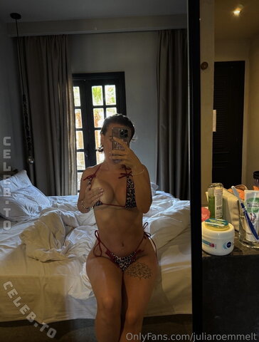 Julia Römmelt nude photo 30