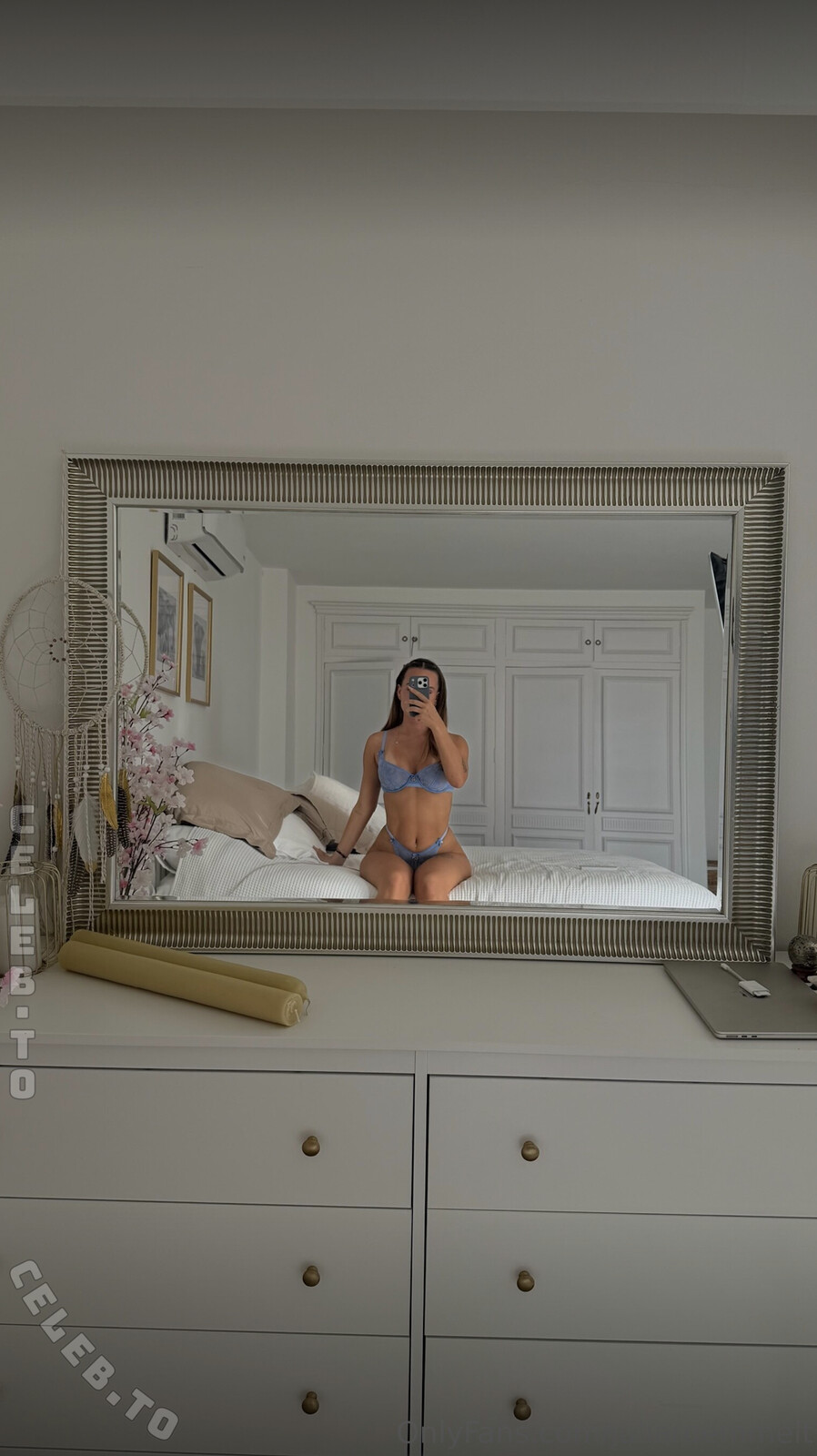 Julia Römmelt nude photo 1