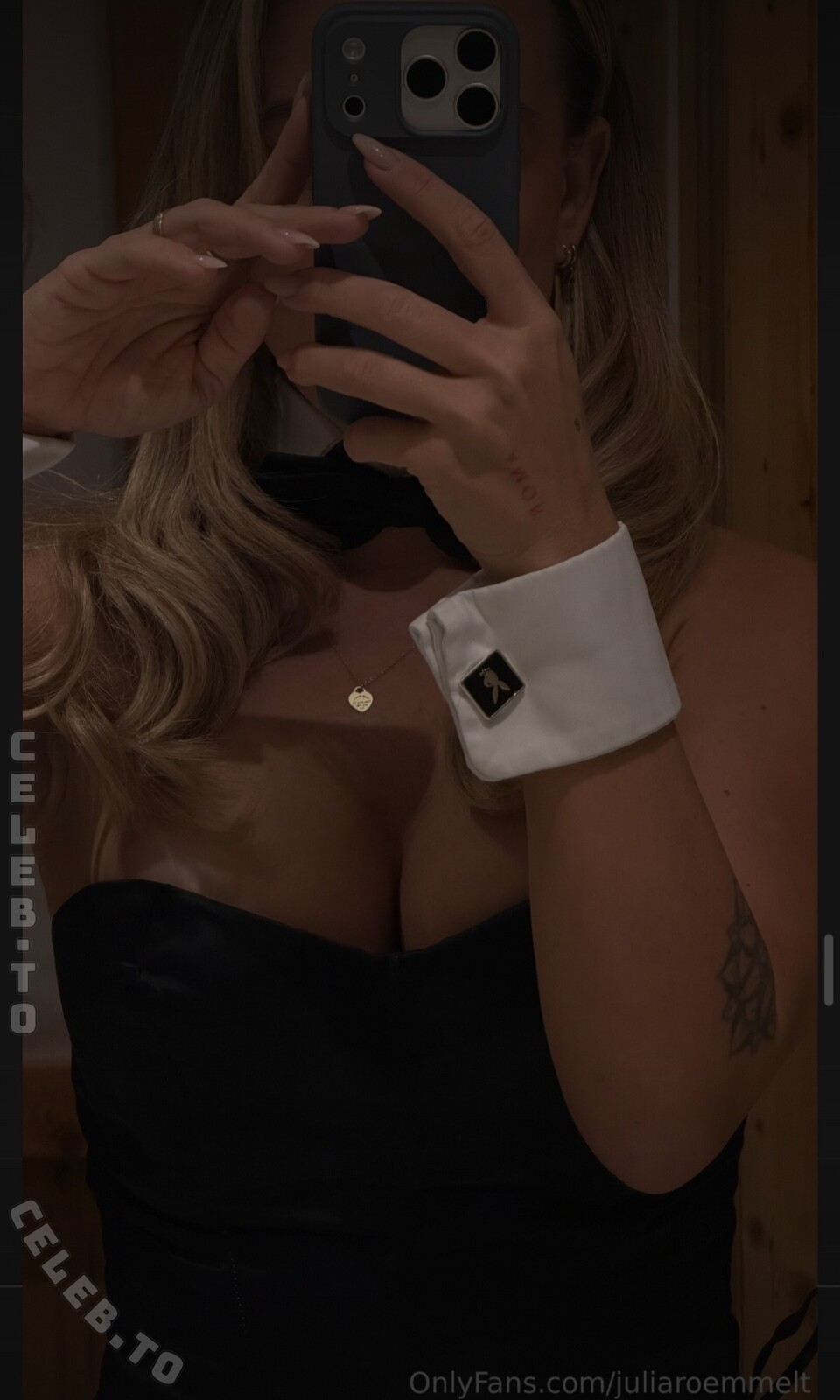 Julia Römmelt nude photo 3