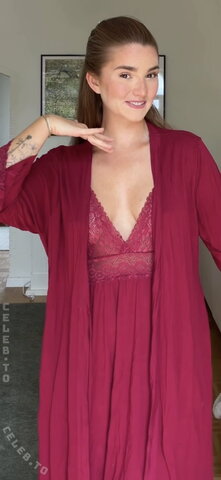 Julia Schulze nude photo 14