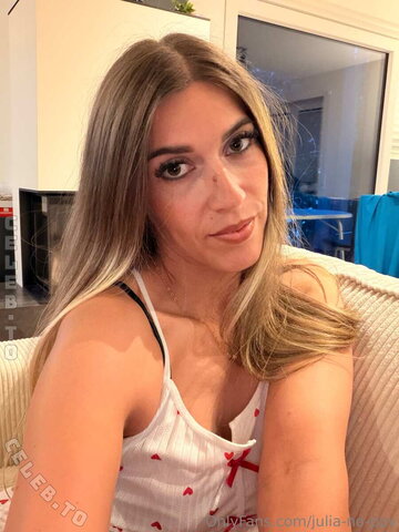 Julia Sophie nude photo 20
