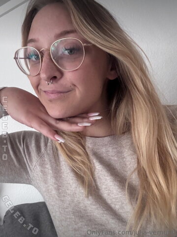 Julia vernunft Fresh (1 photo)