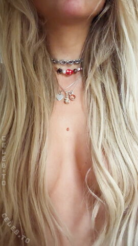 Julia Wulf nude photo 308