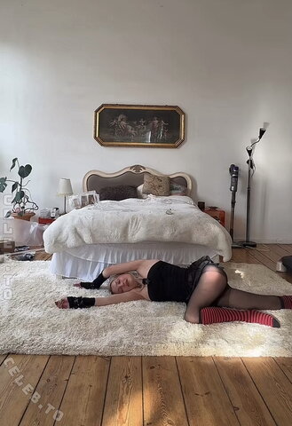 Julia Wulf nude photo 290