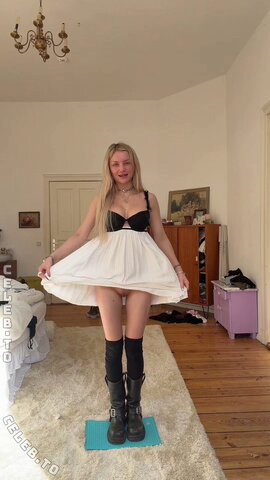 Julia Wulf nude photo 277