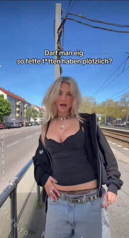 Julia Wulf nude photo 13