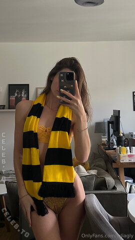 juliagly nude photo 14
