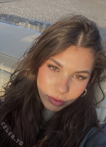 Julia.marisol – Not yet so much reach, but is active on Insta and TikTok