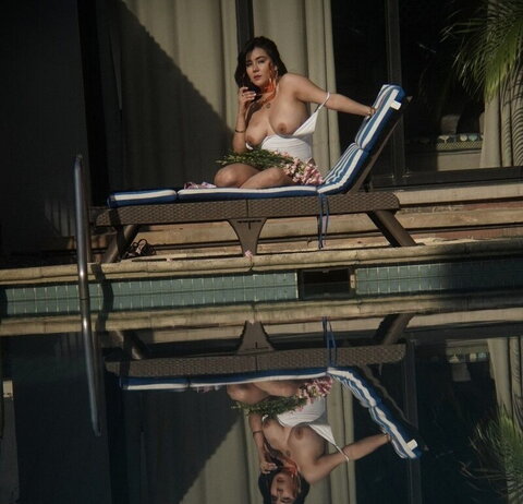 juliana bao nude photo 1