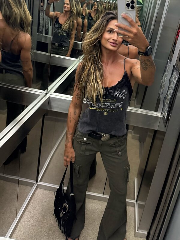 Juliana Muniz nude photo 4