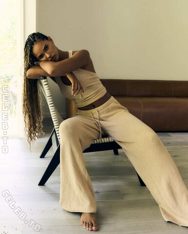 Juliana Nalu nude photo 225