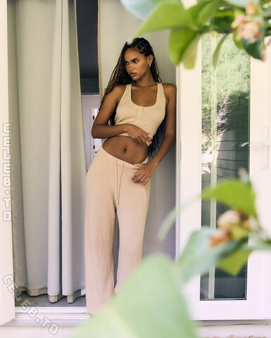 Juliana Nalu nude photo 227