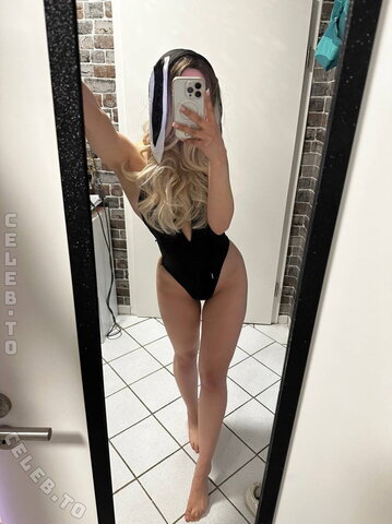 juliaossendorf nude photo 4