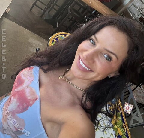 Julie Cristie Neal New (1 photo)