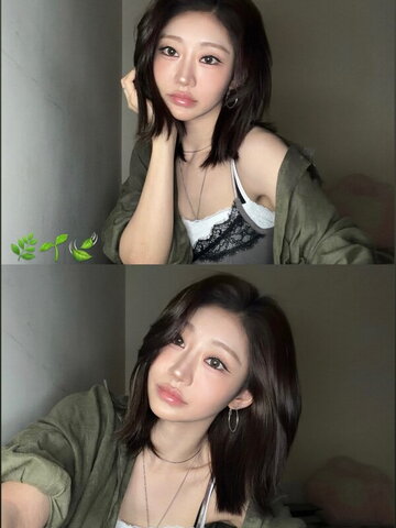 Julie nude photo 7