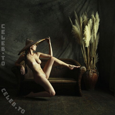 Juliette Desens nude photo 15