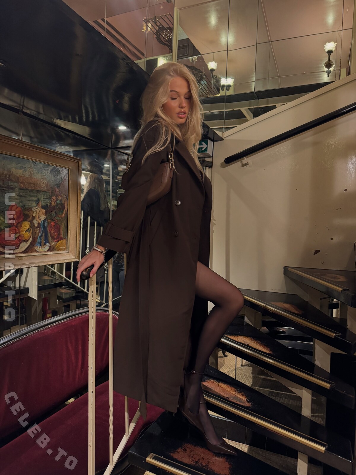 juliii.fnk nude photo 6