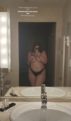 July_fcu nude photo 3