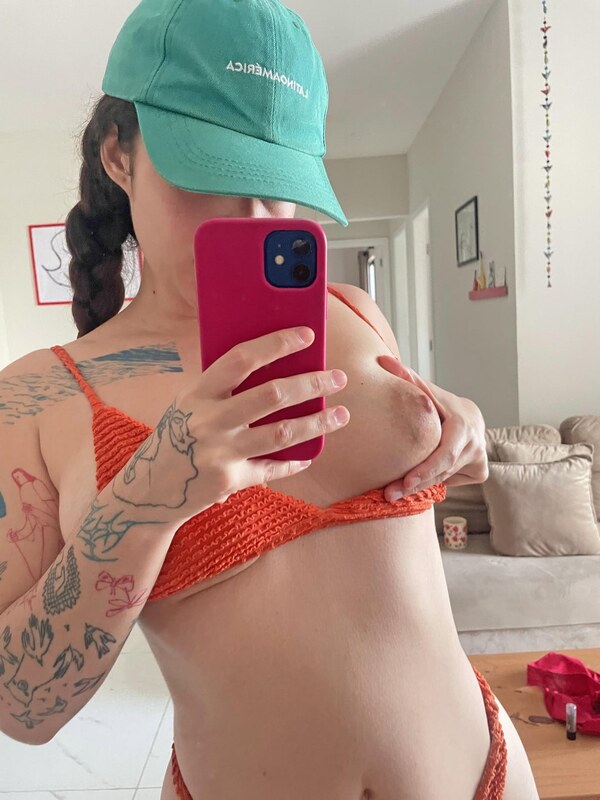 justcallmearya nude photo 3
