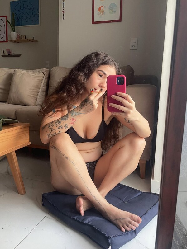 justcallmearya nude photo 12