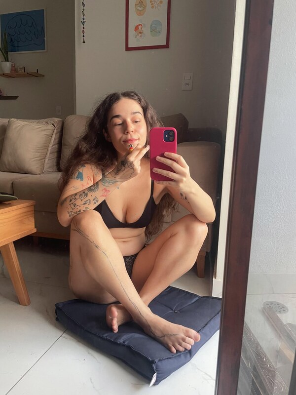 justcallmearya nude photo 13