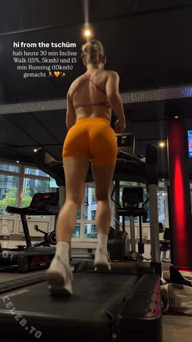 JustSayEleanor nude photo 6