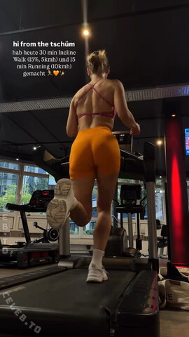 JustSayEleanor nude photo 4