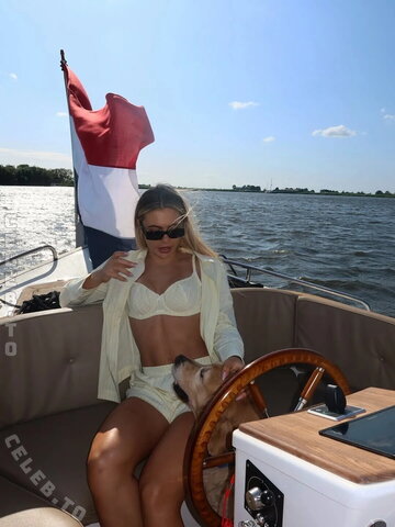 Jutta Leerdam photo 3