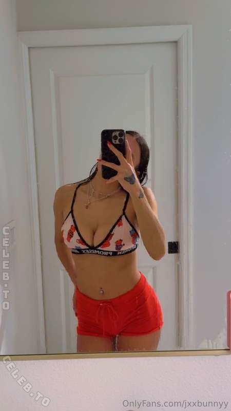 Jxxbunnyy nude photo 1