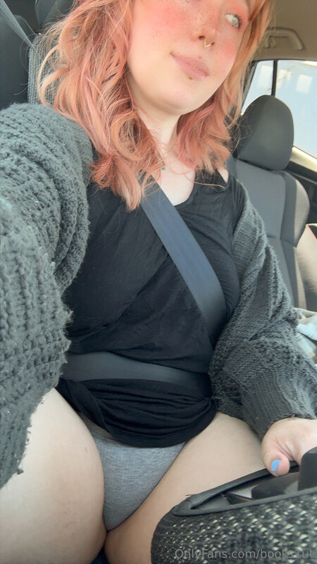 kacyk18 nude photo 24