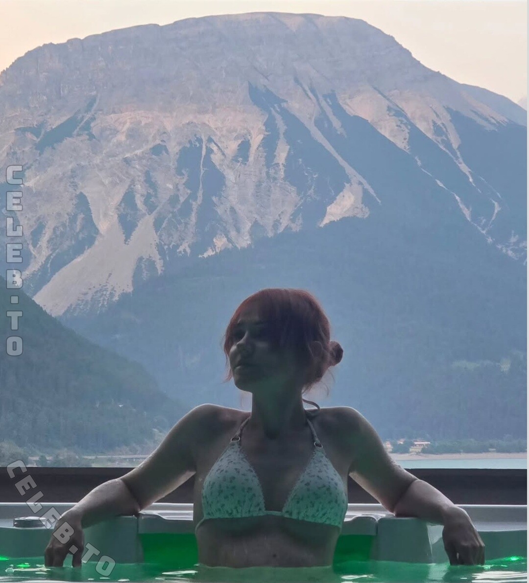 KaddiCosplay nude photo 2