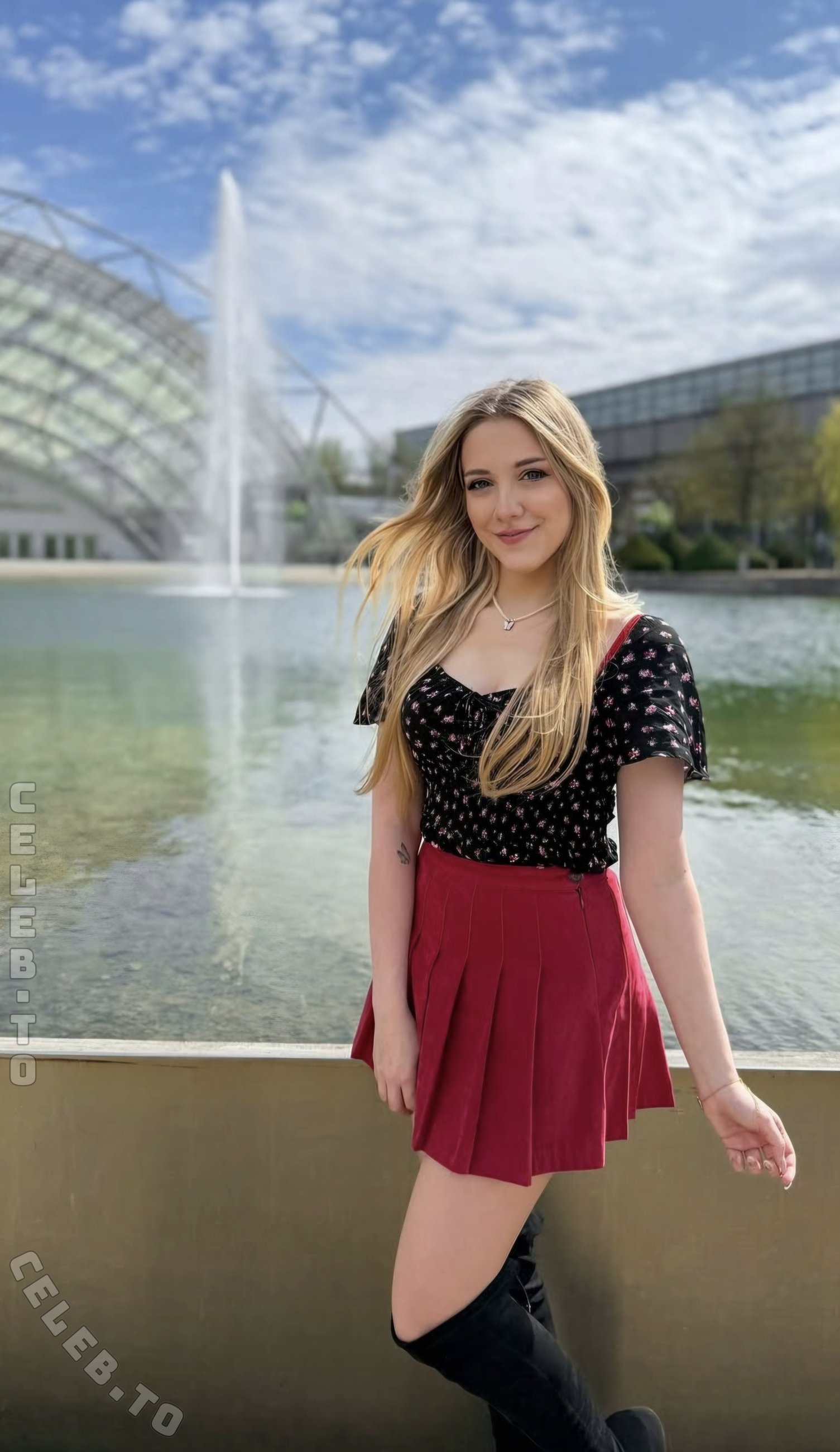 KaddiTV nude photo 4