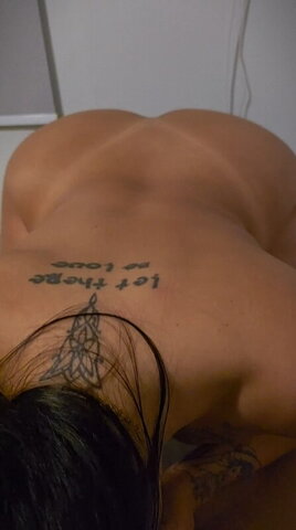 Kah Dantas nude photo 16