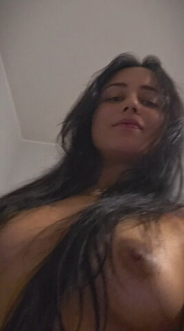 Kah Dantas nude photo 12