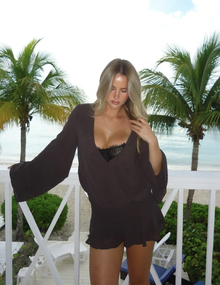 Kalewelbornnn nude photo 3