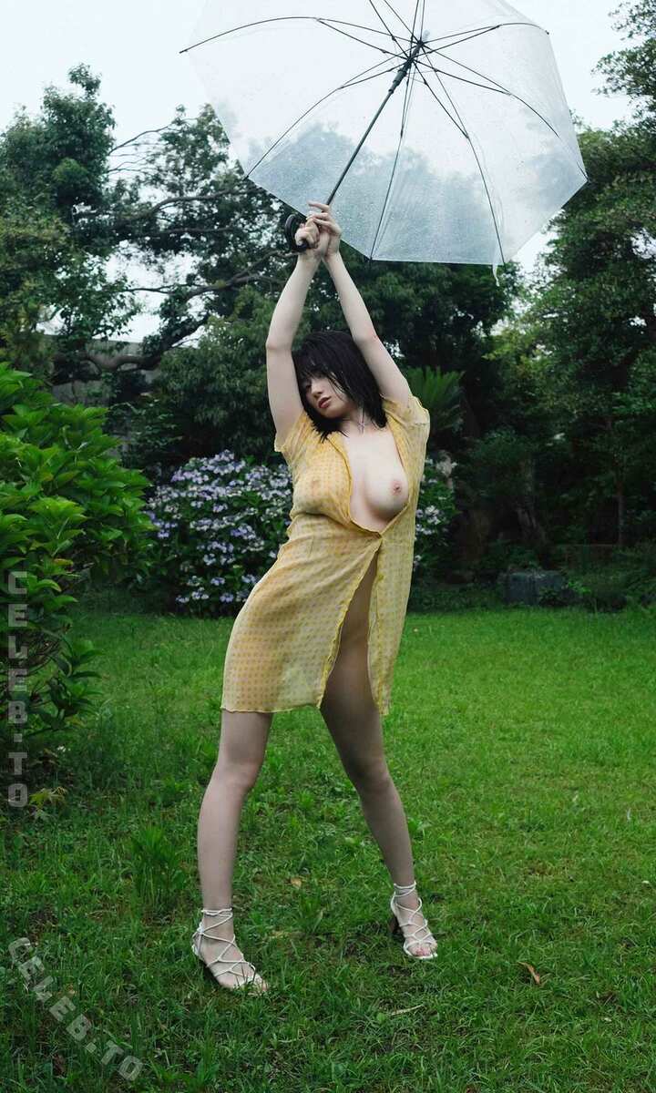 Kanna Seto nude photo 12