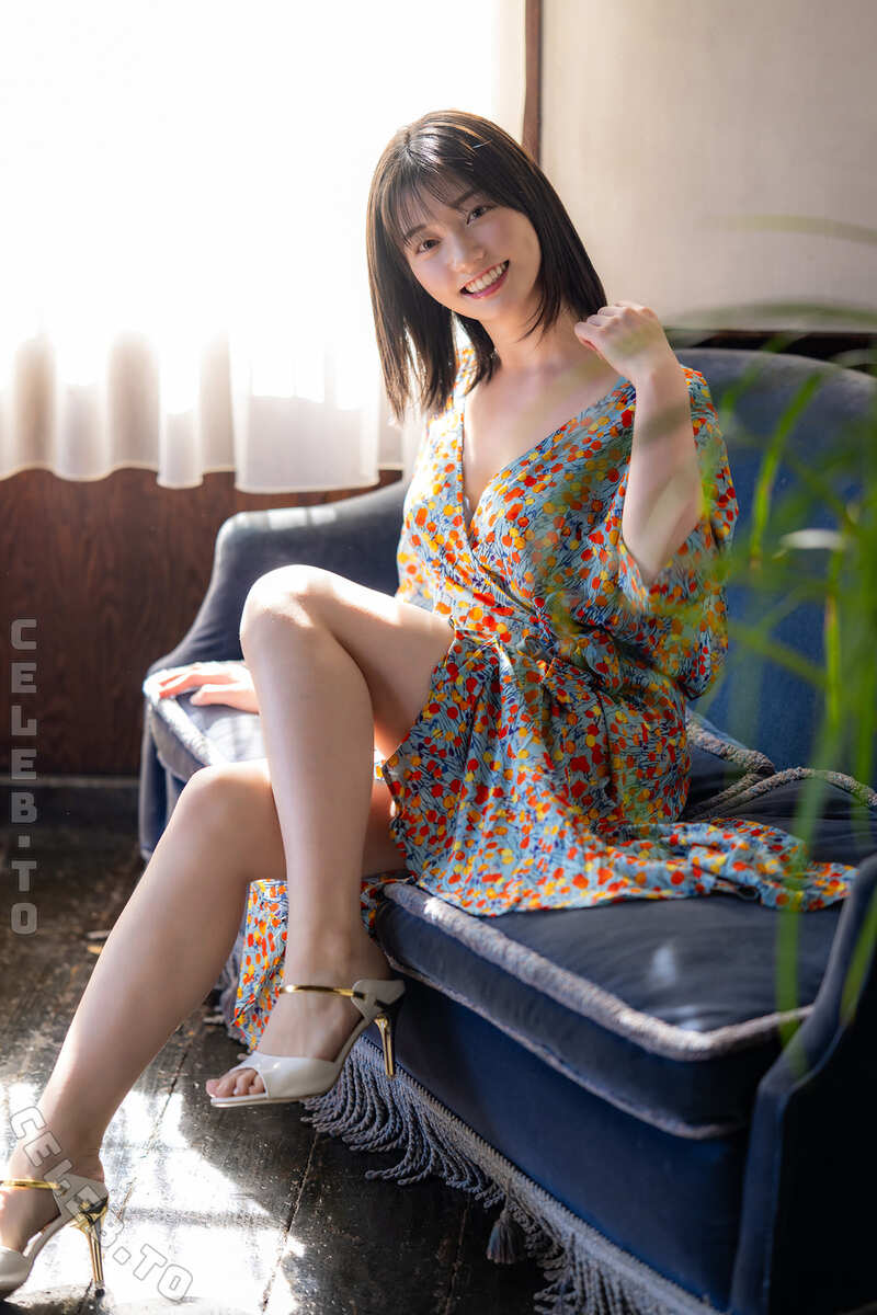 Kanna Seto nude photo 1