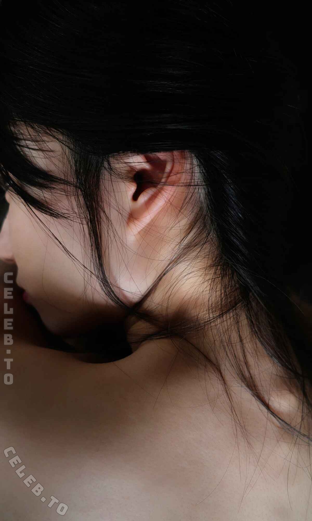 Kanna Seto nude photo 3
