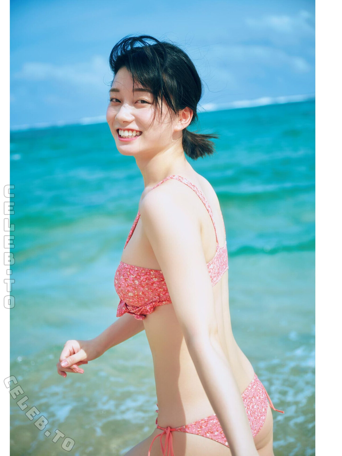 Kanna Seto nude photo 2