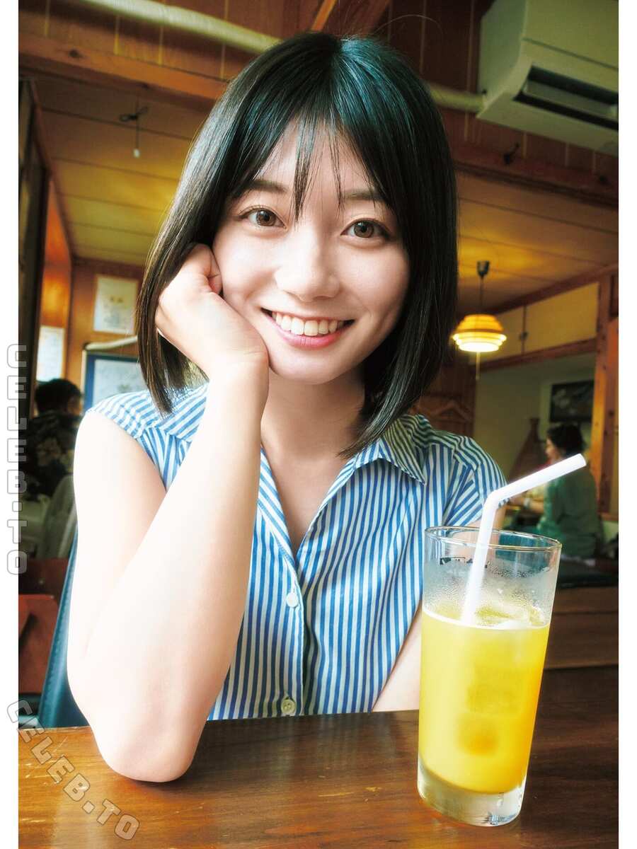 Kanna Seto nude photo 13