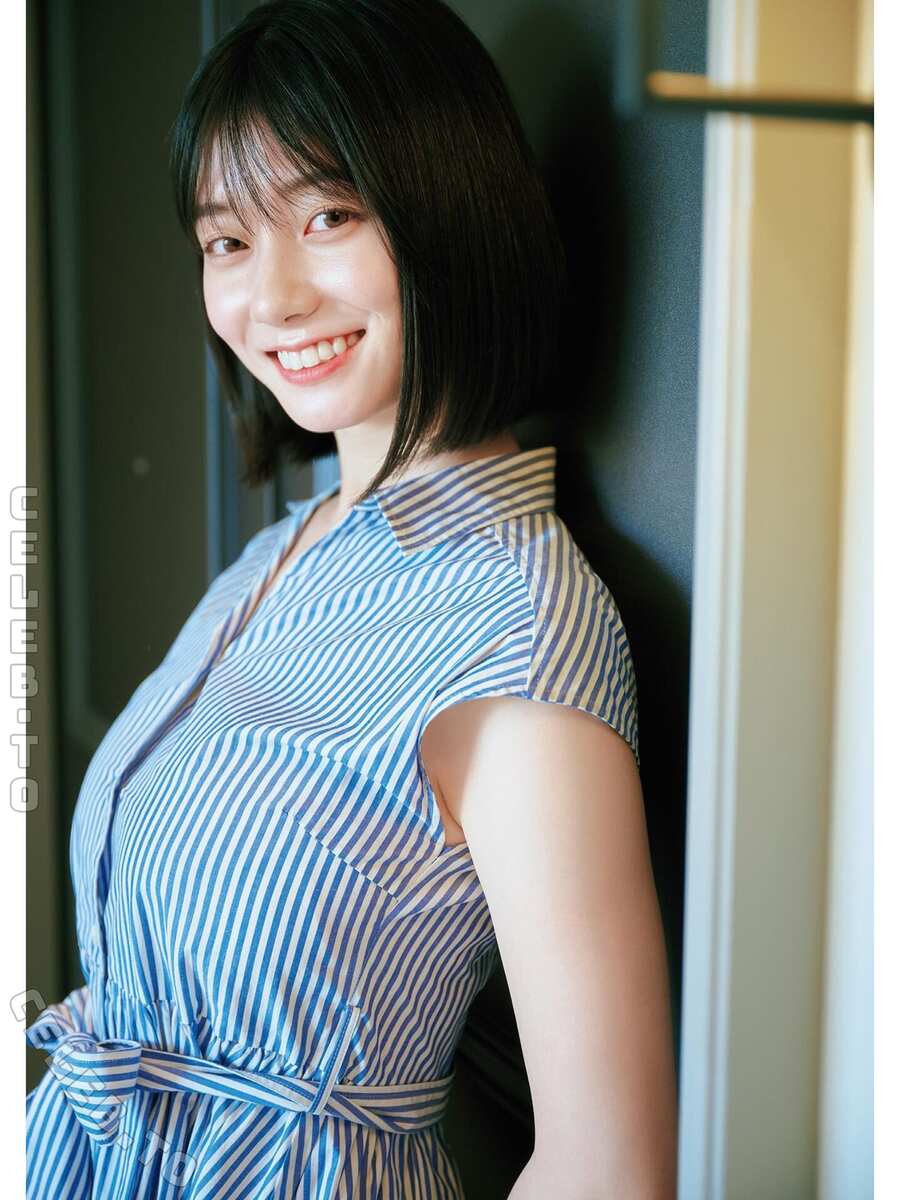 Kanna Seto nude photo 14